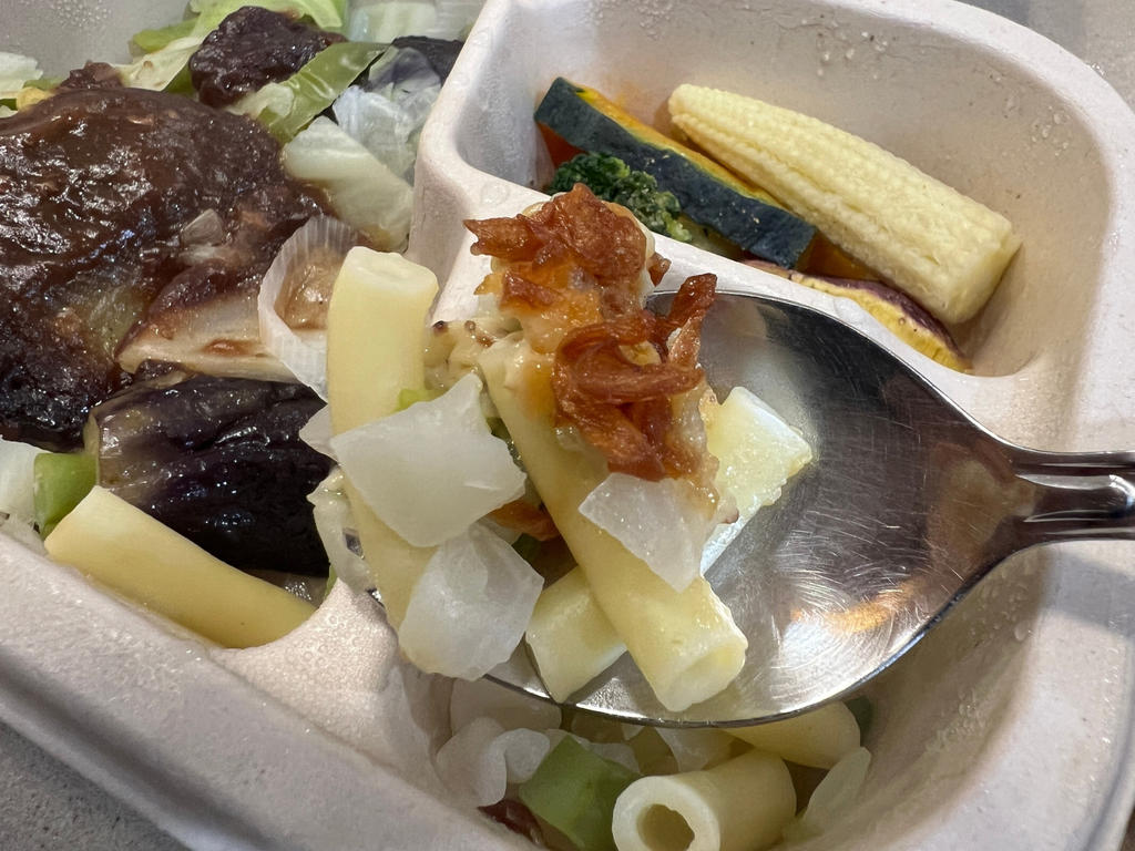 GREEN SPOON 醤油麹の花椒香る回鍋肉　副菜